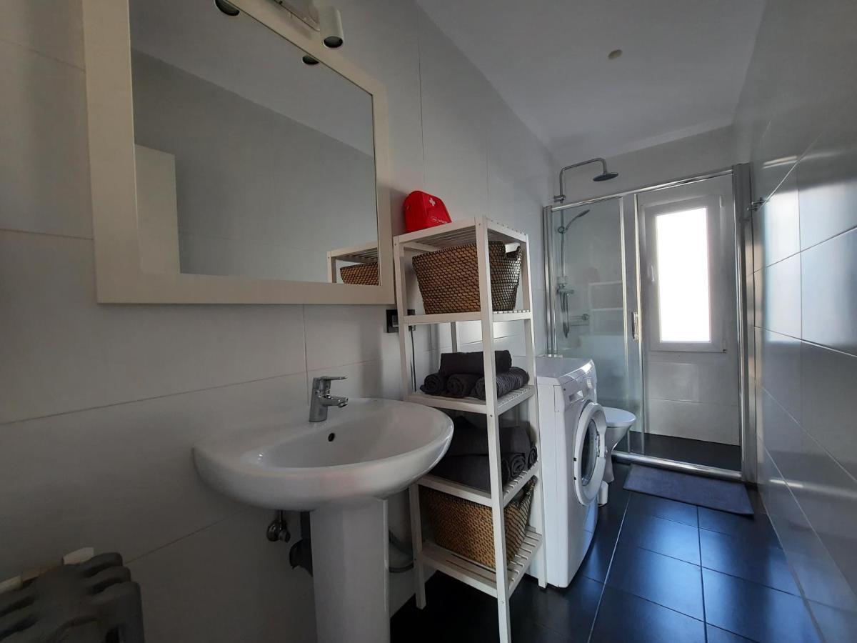 Apartamento Centro Gijon Con Wifi Gratis Y Parking Publico Proximo Incluido Exterior photo